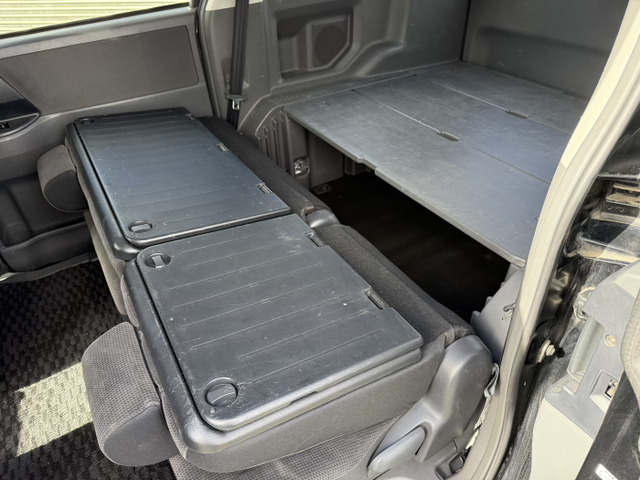 もちろん通常の5ナンバー2列シート5人乗りのワゴン車での納車も可能ですのでお好みと用途でお選びいただけます。維持費の比較や詳細は当店HPをご覧いただくかお気軽にお問い合わせください。