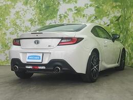 全国に店舗を展開しているのでどこでもお取り寄せが可能です！この車が気になるけど遠方だから・・・と諦める必要はありません！※別途陸送費が必要です。