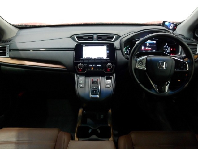 Honda車が初めての方にも扱いやすく分かりやすいインパネ周りと各種スイッチ類です。