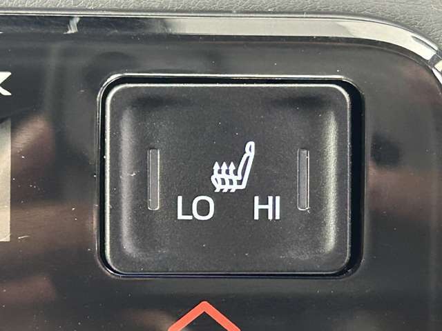 【運転席操作部】快適なドライブを楽しむための機能が装備されています！運転席から触れるので、使いやすいです！除菌プランいれていただくと、さらに清潔で安心していただけます！
