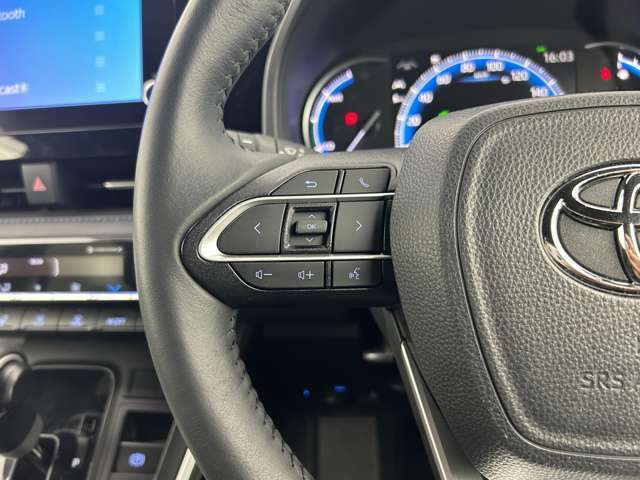 【運転席操作部】快適なドライブを楽しむための機能が装備されています！運転席から触れるので、使いやすいです！除菌プランいれていただくと、さらに清潔で安心していただけます！