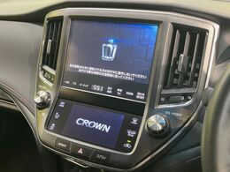 【メーカー純正ナビ】インテリアに溶け込むスタイリッシュな「専用設計」メーカーナビを装備♪視認性や操作性など基本性能にも優れ、より上質なカーライフをお楽しみいただけます。