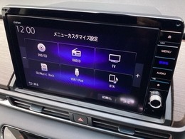 ホンダ純正10インチインターナビは画面が大きくて見やすいですよ～(^^♪地デジ対応でCD録音やDVD、Bluetoothにも対応してますよ(^^)/