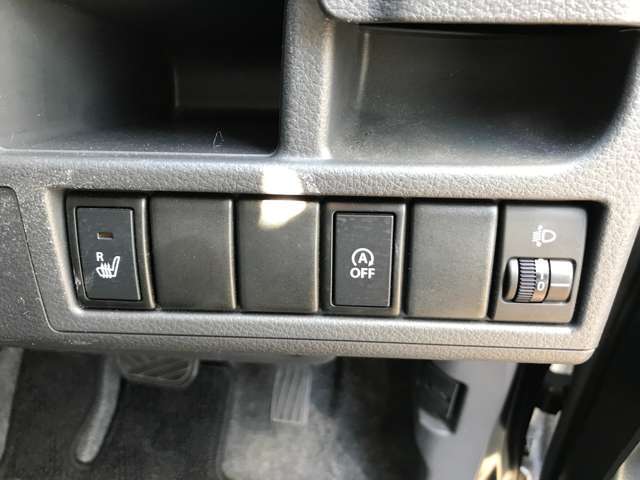 こちらのお車にはアイドリングストップ・他が装備されています！お電話での問い合わせは0078-6002-135728(無料)です♪お気軽にどうぞ♪♪