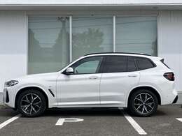 BMW Premium Selection 2年間走行距離無制限保証、安心もBMWクオリティ。BMWメカニックによる360度チェックの納車前点検。交換基準に達した部品があれば、BMW純正部品だけを使用し整備した後にお引渡しします。