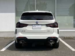 安心のネットワーク。全国187箇所（2025年2月現在）のBMW正規ディーラーのサービスセンターで整備・保証修理を受けることができます。