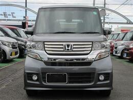 当店の在庫車両は徹底した品質管理のもと展示されております！コーヨー自販が目指す「真心と安心」をお約束する高品質な車。入庫後は「査定のプロ」である査定士が車両本体及び装備品の状態を検査します。