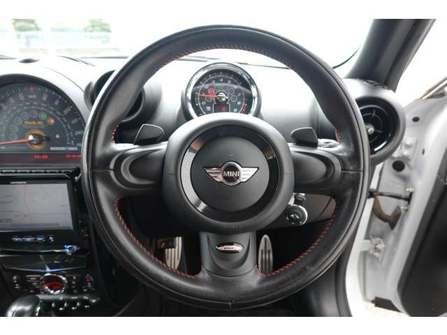 JCWスポーツステアリング