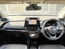【インパネ全体】全方位で視界が広く、高い目線で運転もしやすいです！