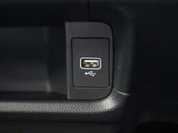 総在庫3000台を関東圏に広がる各店舗よりお取り寄せ可能です。下回り、マフラー錆の心配無い良質車をお届けします。詳しくは、お問い合わせください。