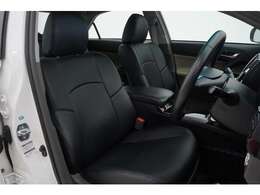 年式を感じさせない無い内装で御座います！マークxならではなシンプルな内装に仕上がっております！！