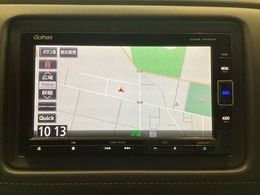ナビゲーションはフルセグTV、インターナビ対応のGathers純正メモリーナビを搭載しています。Bluetoothオーディオ機能がありますので、スマートフォンなどの音楽も再生できます。