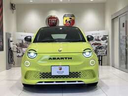 ABARTHの認定中古車は、新車登録9年以内の、質の高い車輌だけを厳選し、 専門のサービスエキスパートが精密なコンディションチェックを実施。  すべてに貫かれた安心と信頼が、あなたの期待に応えます。