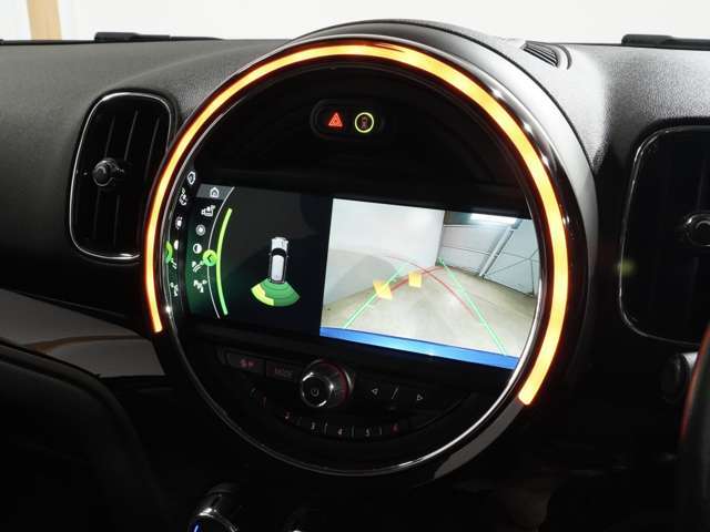 ■総在庫250台を遠方のストックヤードなどにも保管しておりますので、ご来店前にお電話いただけるとスムーズにご商談いただけます。■月曜定休日■カーセンサーフリーダイヤル：0078-6002-825402