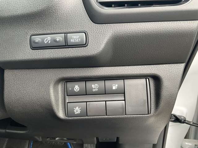 各種スイッチ類