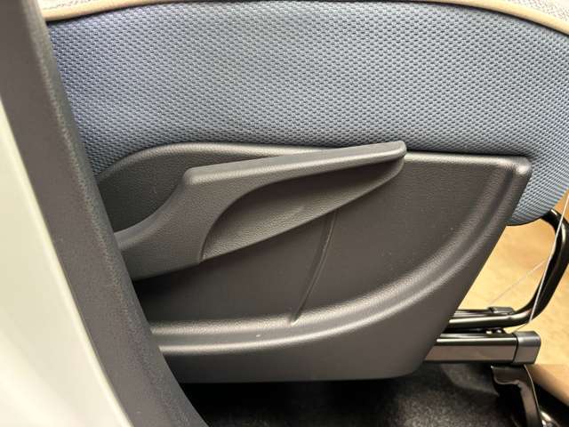 ☆車の保険は買ったところで加入するのがベストです。保険に関しても大手保険代理店をしておりますので安心してお任せください。不慮の事故の際も自社鈑金工場と連携して修理を進めてまいります☆