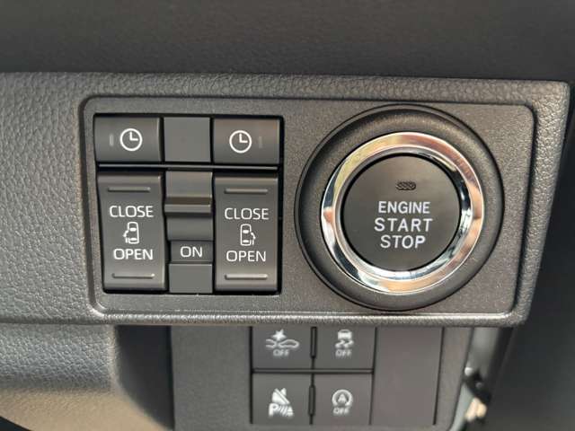☆車の保険は買ったところで加入するのがベストです。保険に関しても大手保険代理店をしておりますので安心してお任せください。不慮の事故の際も自社鈑金工場と連携して修理を進めてまいります☆