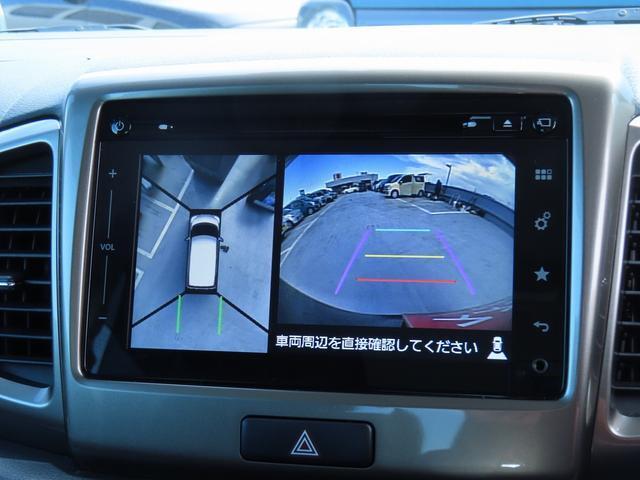 ナビの画面は俯瞰して見通せる全方位モニターを兼☆