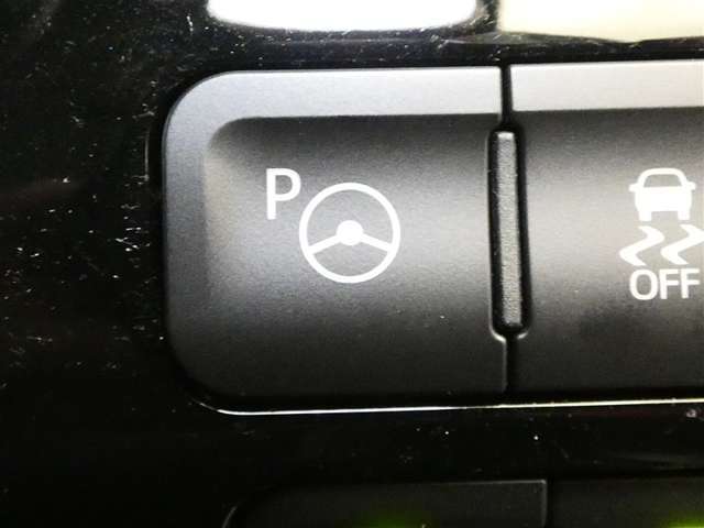 駐車時のドライバーへの負担を軽減する様サポートしてくれるパーキングアシスト機能を搭載しています。