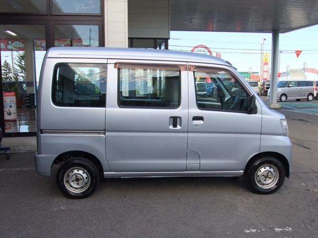 新車はもちろん各種メーカーの中古車販売もお任せ下さい！人気の軽自動車・コンパクトカー・ミニバンなど高年式で低走行な車種から低年式でお手ごろ価格の優良中古車まで幅広く取り揃えております♪