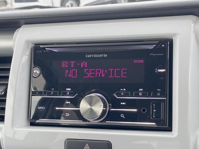 お好きな音楽を車内でお楽しみいただけます♪スピーカー交換・ウーハー追加などの音質向上や、最新ナビ・後席モニター等の取り付けも是非ご相談ください！