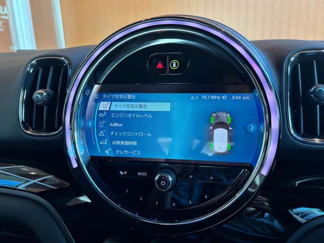 上質な乗り心地と快適なドライブをお楽しみ頂ける1台です。