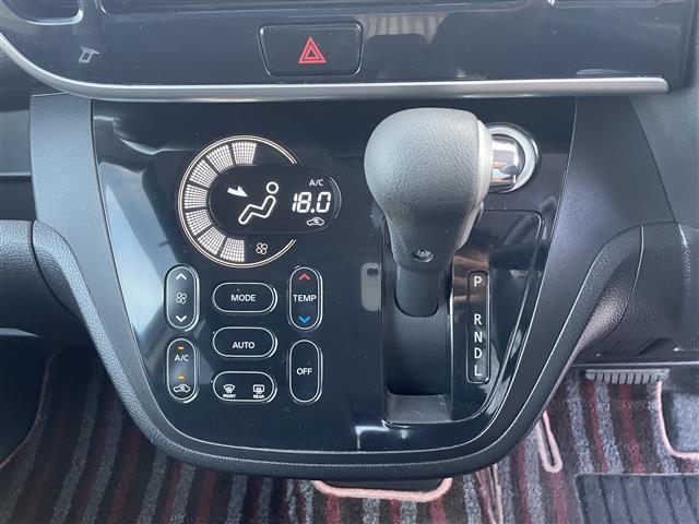 店舗にて現車の確認もいただけますので、お電話で在庫のご確認の上是非ご来店くださいませ。