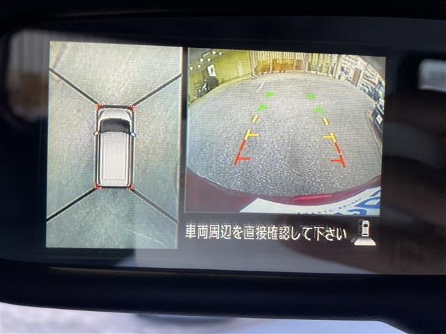 【　全方位カメラ　】上から見下ろしたように駐車が可能です。安心して縦列駐車も可能です♪