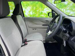 「この車の写真をもっと見たい」「状態が気になる」「この装備はついている？」どんな小さな疑問でもお気軽にお問い合わせください！