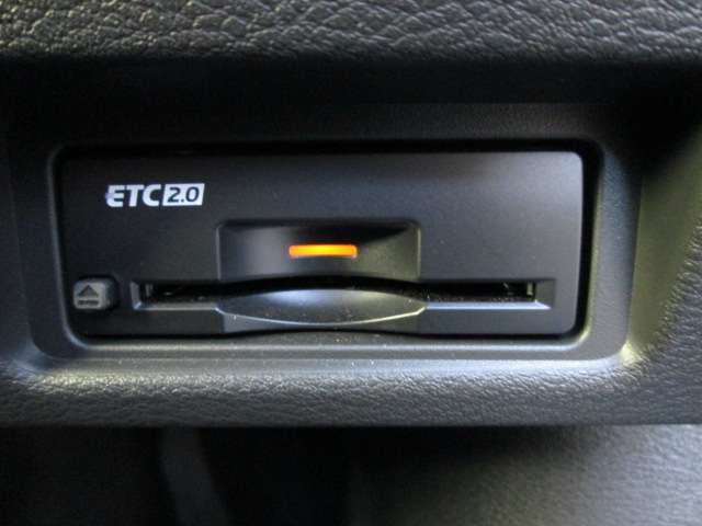 高速道路では便利なETC2.0を装備しております。