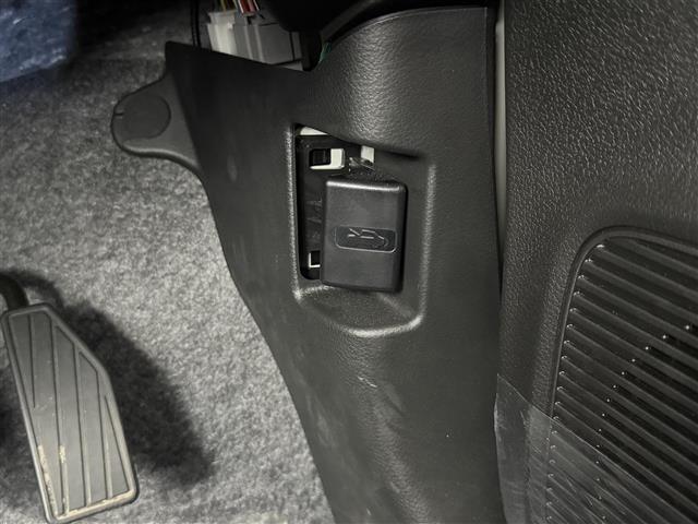 【運転席操作部】快適なドライブを楽しむための機能が装備されています！運転席から触れるので、使いやすいです！除菌プランいれていただくと、さらに清潔で安心していただけます！
