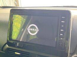 【メーカー純正9型ナビ】インテリアに溶け込むスタイリッシュな「専用設計」メーカーナビを装備♪視認性や操作性など基本性能にも優れ、より上質なカーライフをお楽しみいただけます。