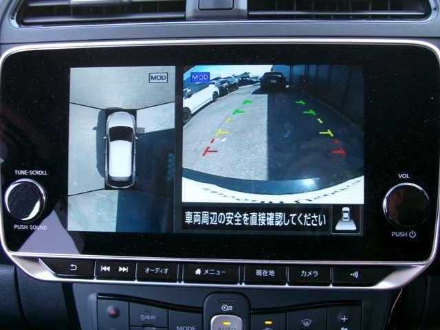 アラウンドビューモニター！空から見下ろしているかのような映像を映し出します。駐車時には安心ですよね♪