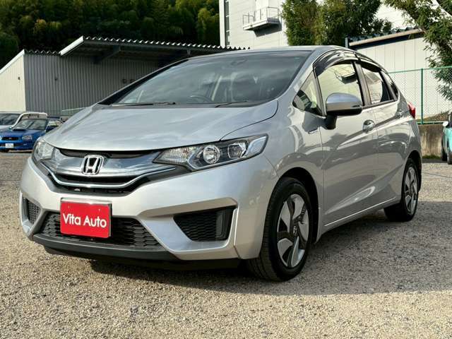 当店はご予約優先となります。特に週末お客様のご来店が多く店内が非常に混み合っており突然のご来店になりますと充分なご対応が出来ない場合がございます。事前にお電話または公式LINEにてご予約下さい！