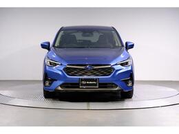 航空機をモチーフにしたフロントグリル、スバルらしさをさりげなくアピールしています