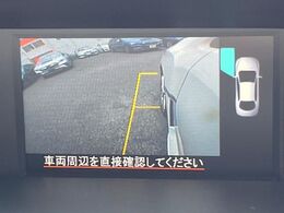 【サイドカメラ】停車・駐車時に死角になりがちな運転席から見えづらい部分の障害物を確認できます！雨天時や夜間などは特に活躍してくれるアイテムです。