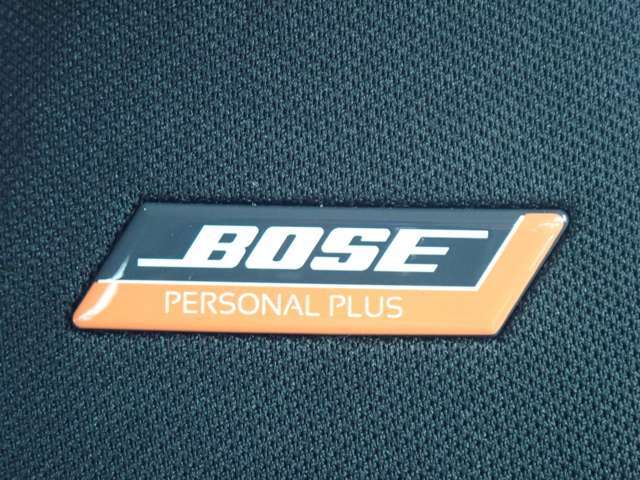 静かな車内にBOSEサウンドが響き渡ります♪