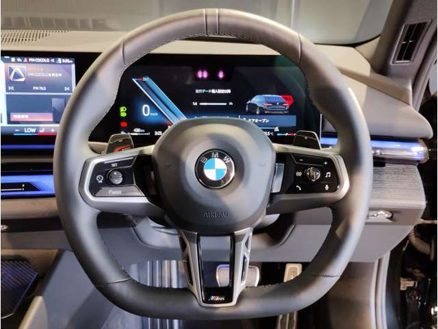 【アクティブクルーズコントロール】先行車との車間距離を維持しながら自動で加減速を行い走行をサポートしてくれる優れもの。車両停止や再加速も行うので渋滞時の運転負荷の軽減にも貢献します！