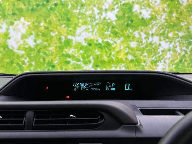 WECARSの展示場では実際に見て、触ってお車をお選びいただけます！知識の豊富な営業スタッフが様々なカーライフをご提案いたします！