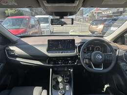 視界の良さなど、いつでも安心して運転できるようにドライバーをサポートします。