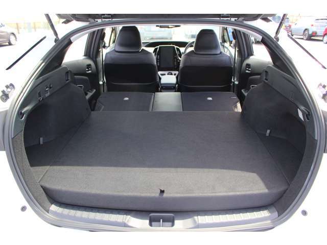 衝突軽減ブレーキ♪車検整備付♪ナビTV♪バックモニター♪スマートキー♪Bluetooth♪シートヒーター♪ETC♪レザーシート♪コーナーセンサー♪