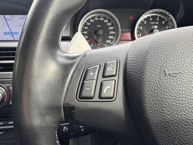 納車前に80項目以上を点検整備。もちろん、アフターメンテナンスもお任せ下さい。