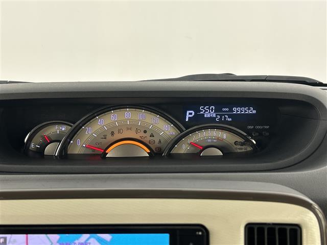 【スピードメーター】メーターがシンプルで見やすく運転しやすいですね！