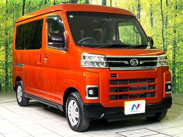 高透明度のガラス皮膜で撥水はもちろん、上質なツヤ・光沢を実現。紫外線や酸性雨から大切な愛車を保護し、色あせ・劣化を防止。「弾スプラッシュコート」、「弾プリミッサコート」からお選びいただけます。