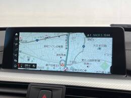 ●BMW純正ナビ:一体感のあるナビは、高級感ある車内を演出してくれます。Bluetooth再生などオーディオ機能も充実しておりますので、運転もより楽しめます♪