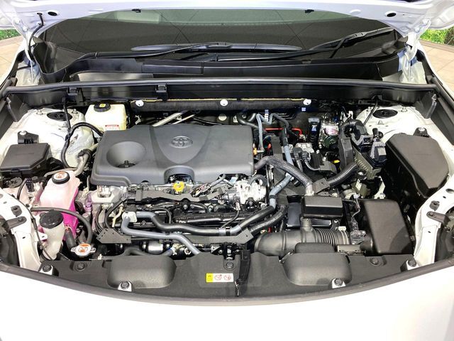 親切・丁寧な専門メカニックスタッフが応対！・車検・点検整備・事故等の修理などアフターサービスも安心。お車のカスタマイズもネクステージのサービススタッフまでご相談ください！