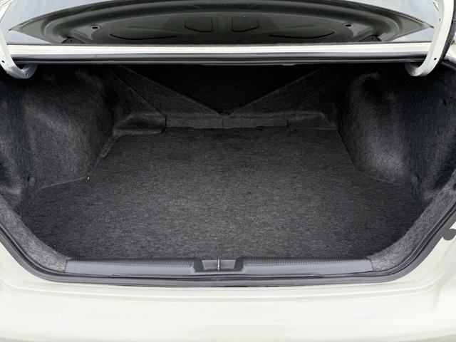 ご購入時に、納車整備をしっかりと行っております！オイル交換やワイパー交換などトータル的に点検整備を行ってお届けいたします！