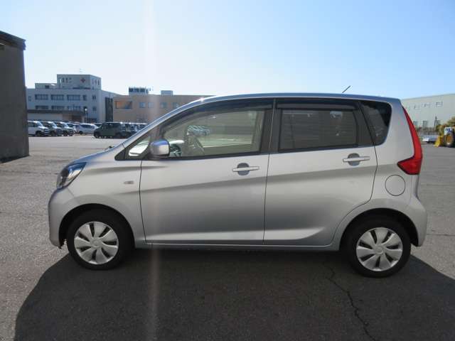 お支払いは現金はもちろんの事提携のクレジット会社も用意しております。