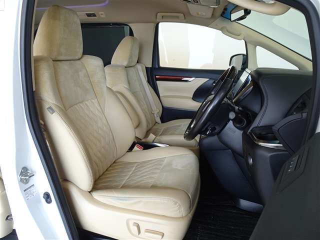 心地良さを追求した、機能性の高いシートです。