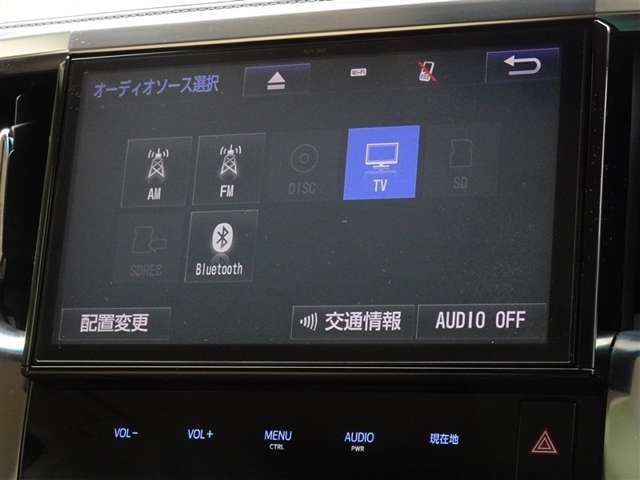 CD・DVD（再生機能）・ブルートゥース等を使用することができます。